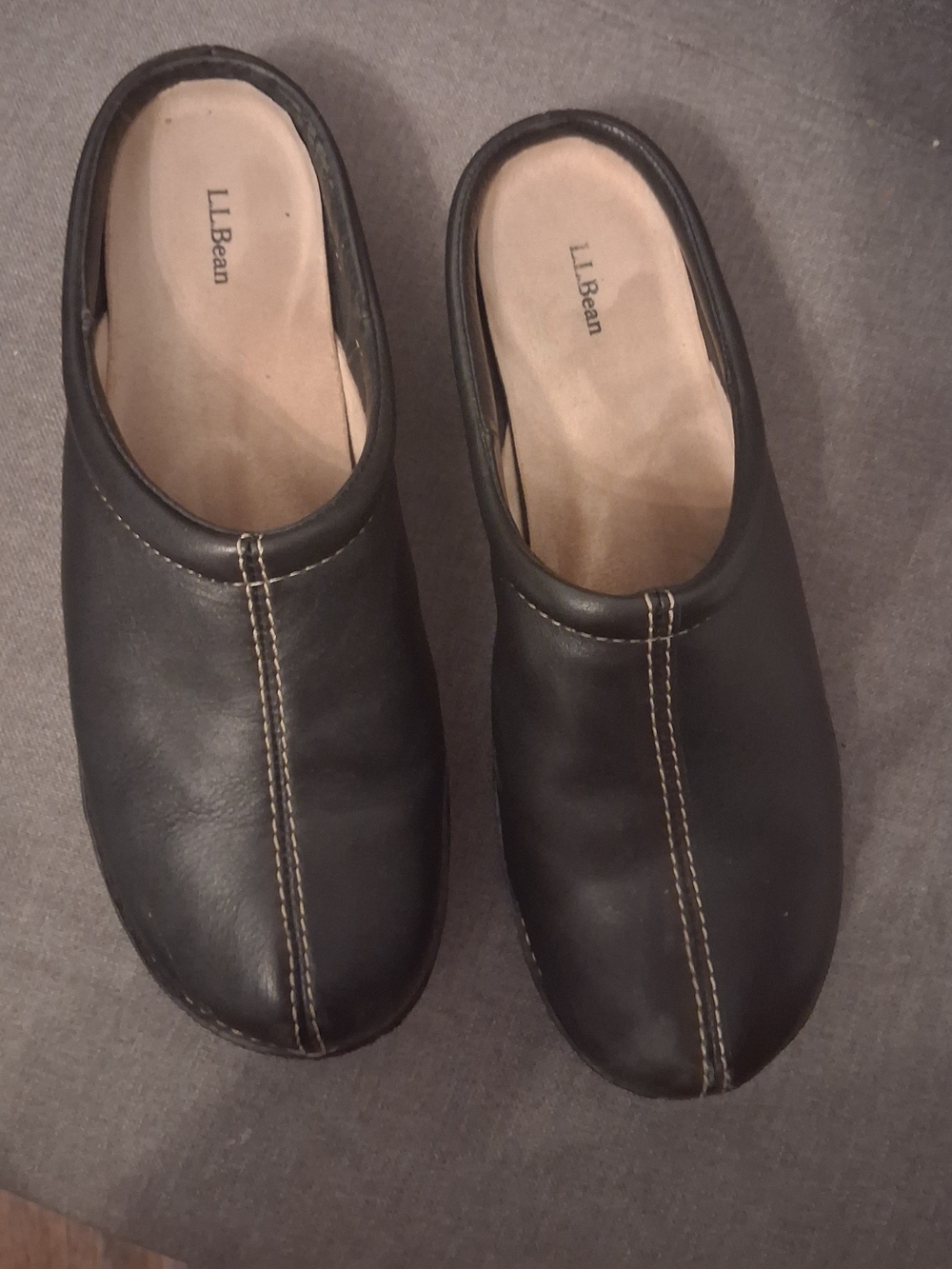 L.L. Bean Womens Black Slip-On Leather Clogs. #comfort #llbean